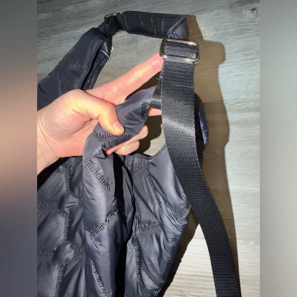 Lululemon Quilty Pleasures Shoulder Bag 14L